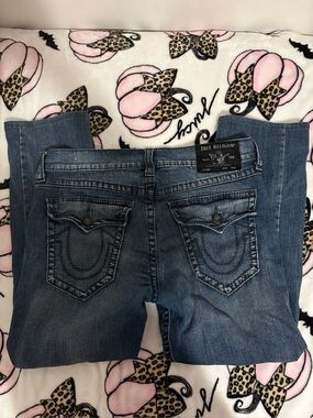 True Religion Men’s Ricky Relaxed Straight Demin Jeans